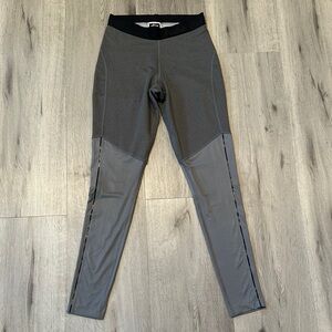 NIKE PRO Dri-Fit women's leggings gray black small logo